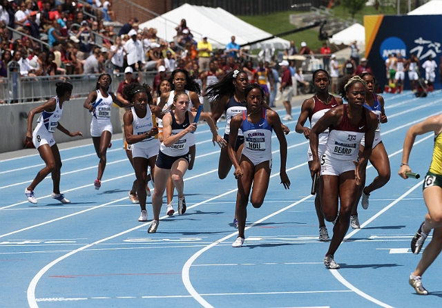 2011NCAASat-199.JPG - June 8-11, 2011; Des Moines, IA, USA; NCAA Division 1 Track and Field Championships.